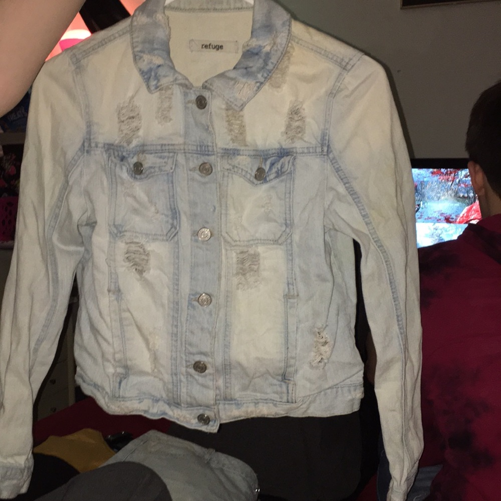Denim ripped jean jacket
